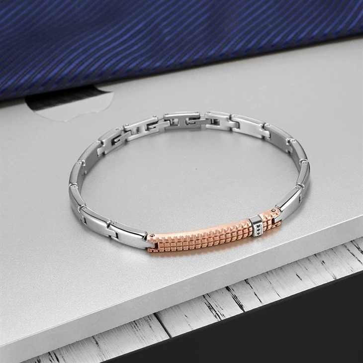 Rose Gold Textured Bar Zircon Accent Link Bracelet factory Rose Gold Textured Bar Zircon Accent Link Bracelet factory